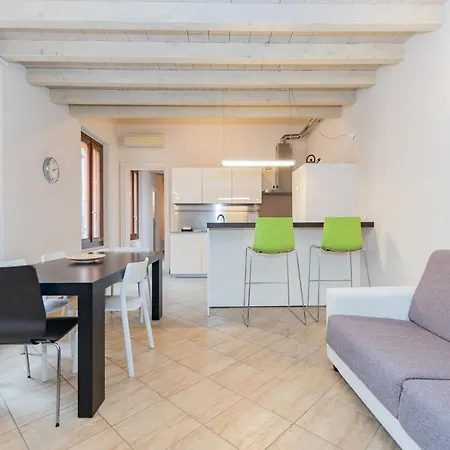 Trilocale Rua Sovera 85 - F&l Aparment Apartamento *