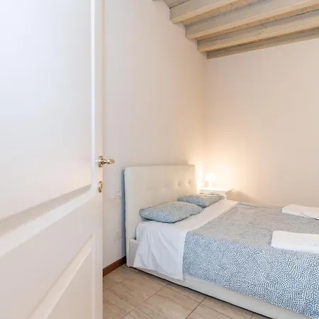 Trilocale Rua Sovera 85 - F&l Aparment Bréscia