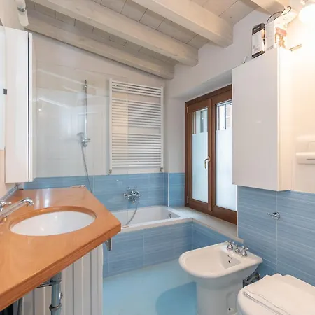 Apartamento Trilocale Rua Sovera 85 - F&l Aparment Bréscia