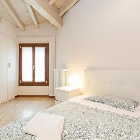 Trilocale Rua Sovera 85 - F&l Aparment 아파트 *