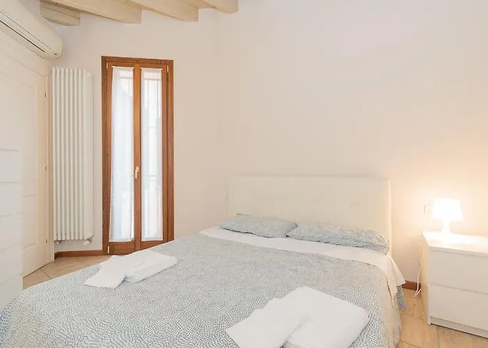 Trilocale Rua Sovera 85 - F&l Aparment 아파트