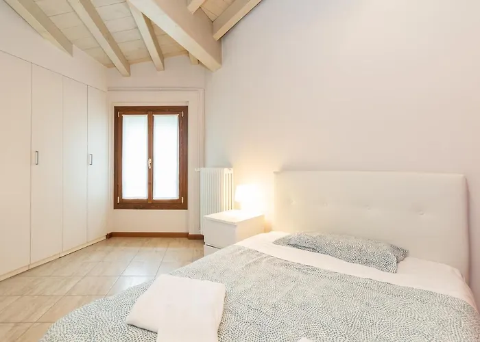 Trilocale Rua Sovera 85 - F&l Aparment Διαμέρισμα *